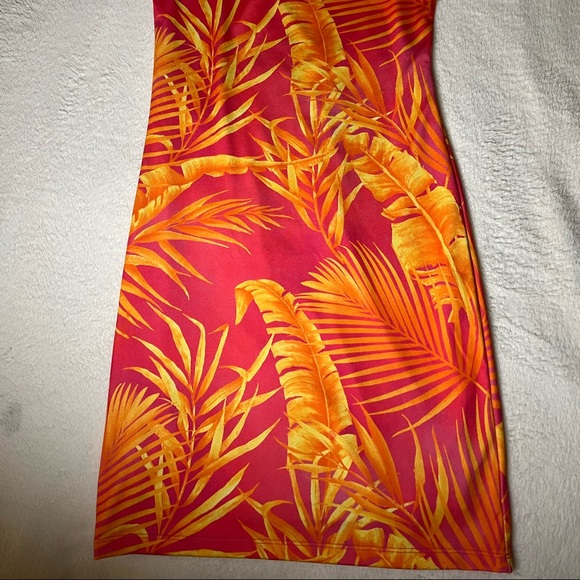 Hot pink printed mini dress. - Picture 2 of 2